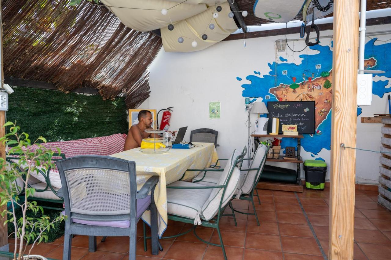 Arena Nest Hostel Puerto de Santiago  Ngoại thất bức ảnh